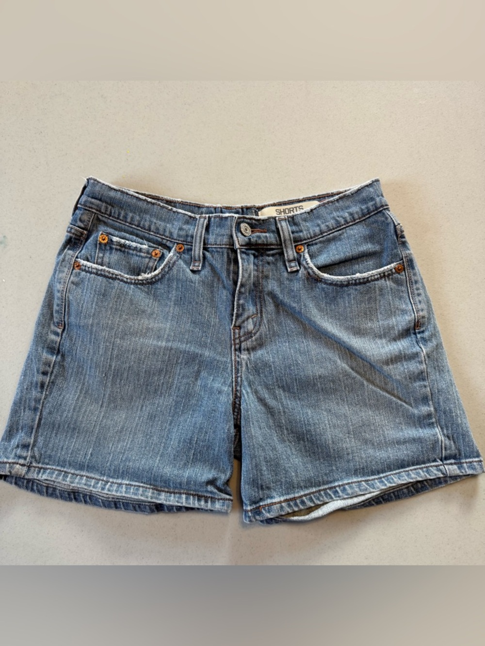 Vintage Levi’s - low rise Denim Women’s Shorts - Classic Blue